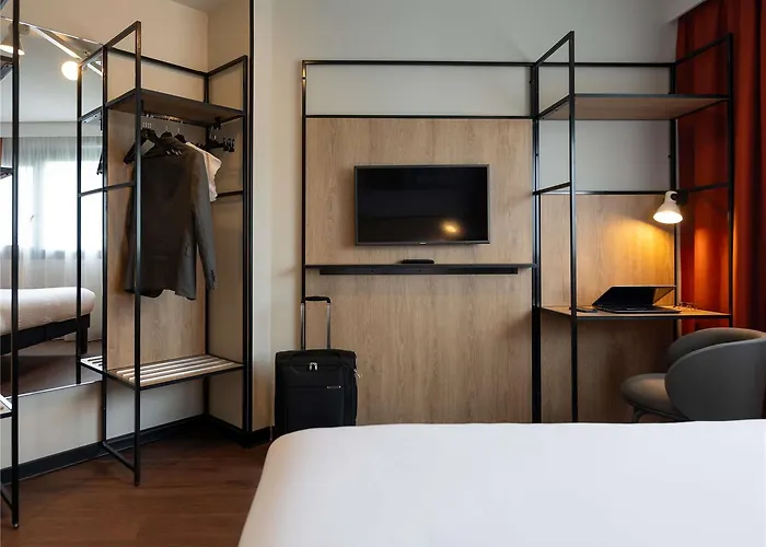 Hotel Ibis Gare De Lyon Diderot Paris